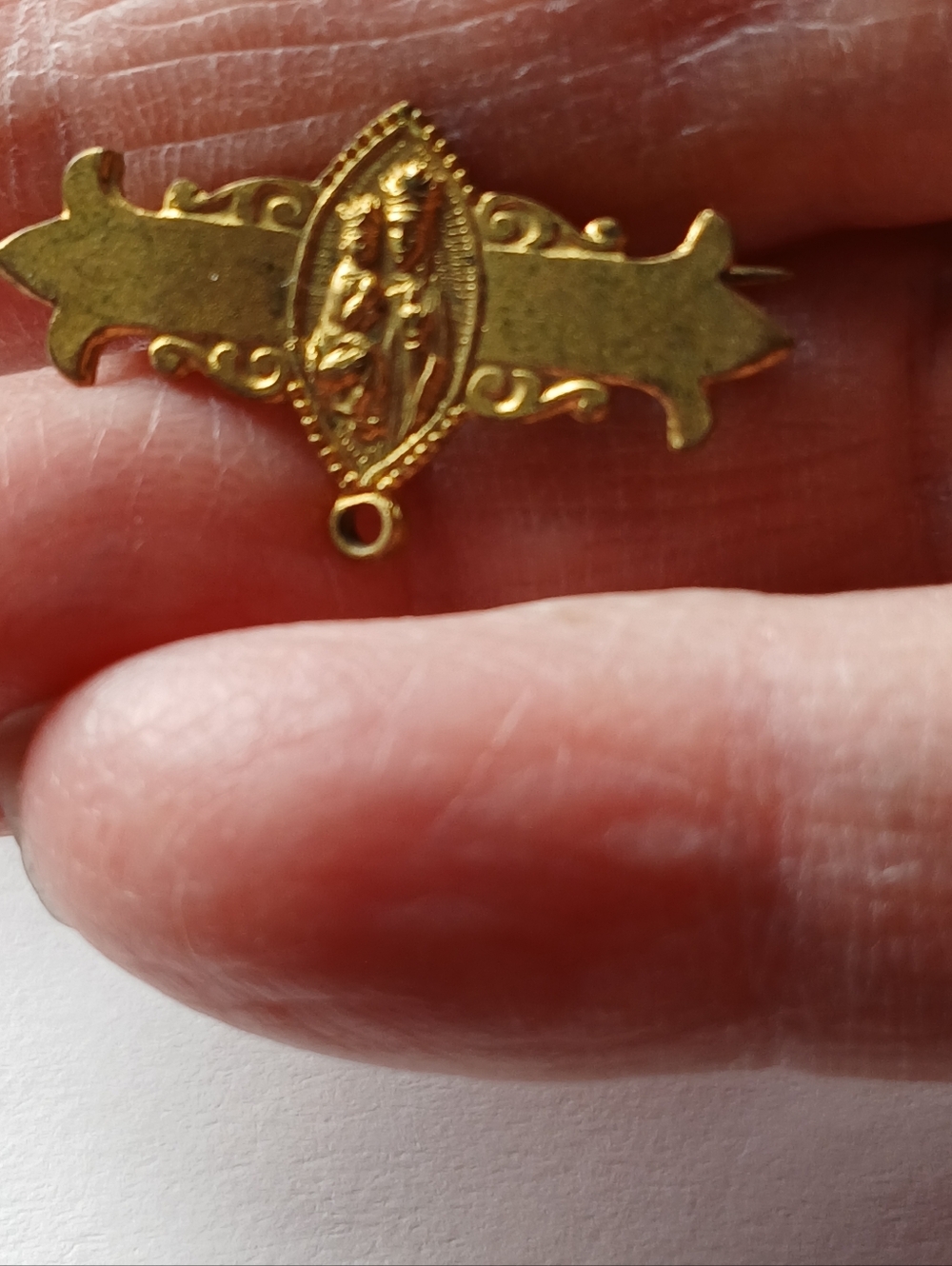 Vintage Brass Religious Pin - Picture 3 of 6